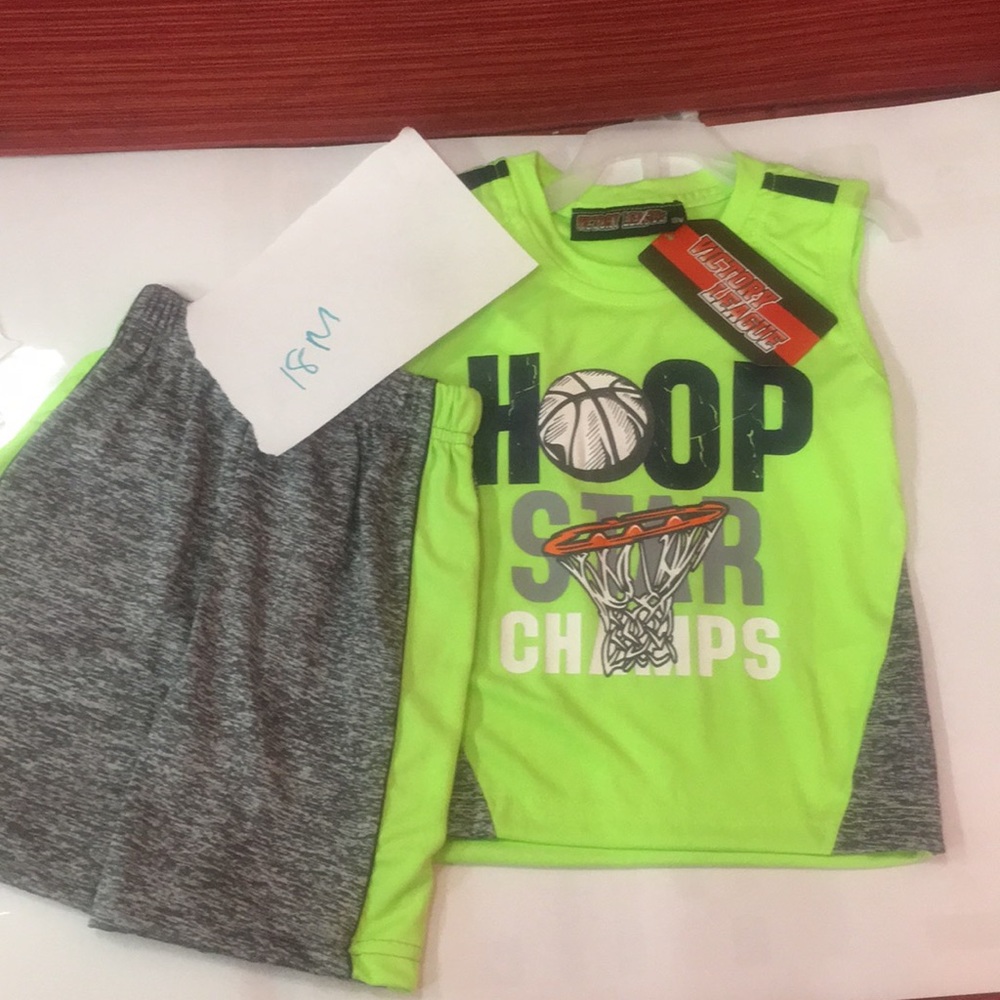 NWT Kids short sets